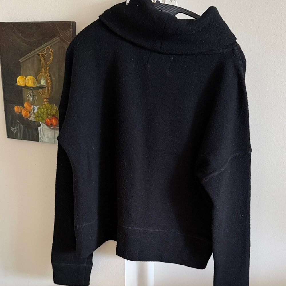UGG Black Off-the-Shoulder Sweater Sz M - Picture 2 of 12